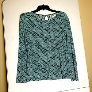 LIZ CLAIBORNE Shirt. Women. Petite Large Geometric Teal Green Blue Long Sleeve.